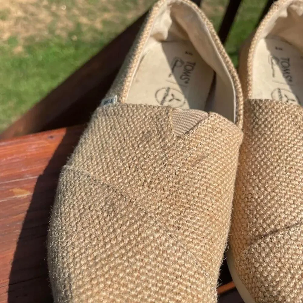 Toms Women's 8 Alpargata Natural Burlap Tan Trainers